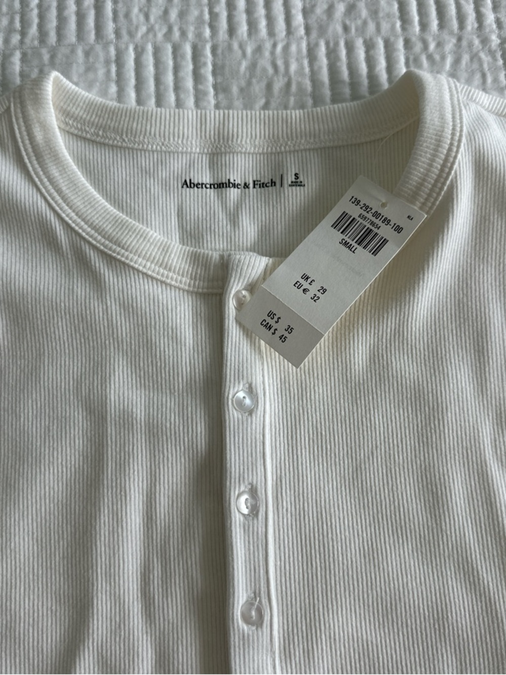 Abercrombie & Fitch White Ribbed Button-Front Tank - Picture 2 of 2